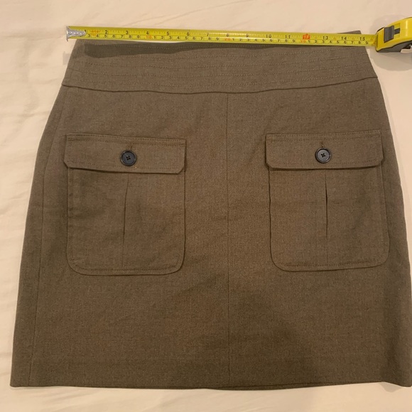 Loft Army Green Mini Skirt Lined Front Pockets 4 - Picture 4 of 7